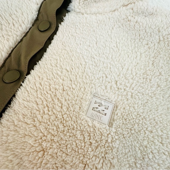 Billabong A/DIV Switchback Sherpa Fleece Sweatshirt M - Picture 8 of 16